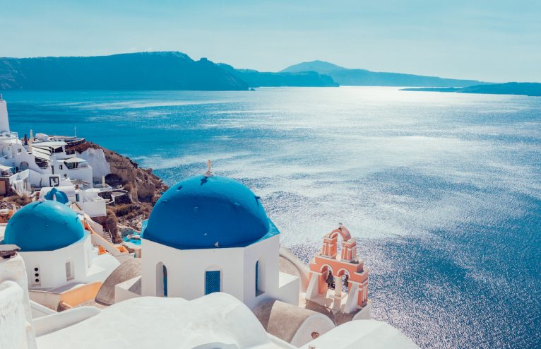 7 Need To Know Hotspots in Santorini