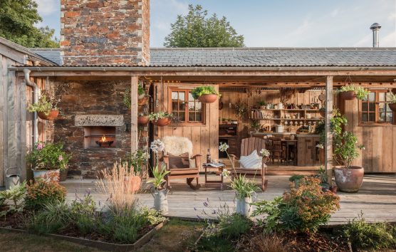 Hot Hotels: Cosy Cabin Stays In The UK