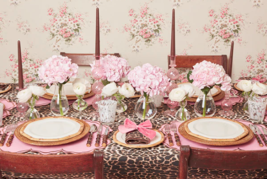 Table For Two: Romantic Tablescape Ideas