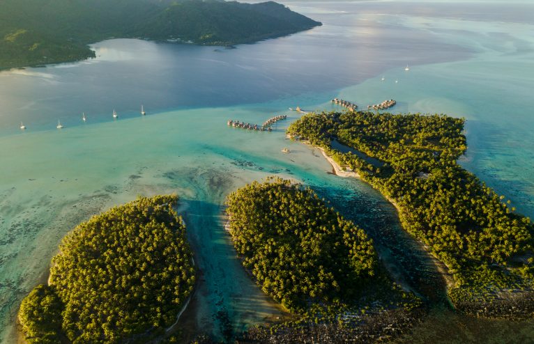 A Pocket Guide To The Islands Of Tahiti
