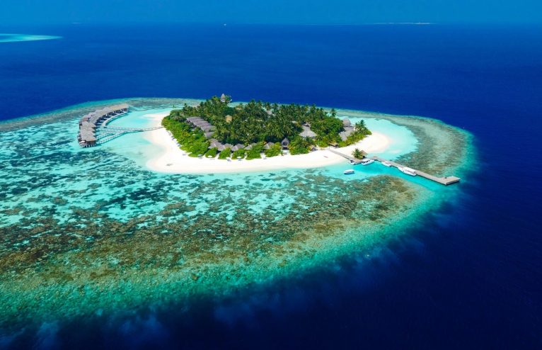 The Best Honeymoon Island Idylls