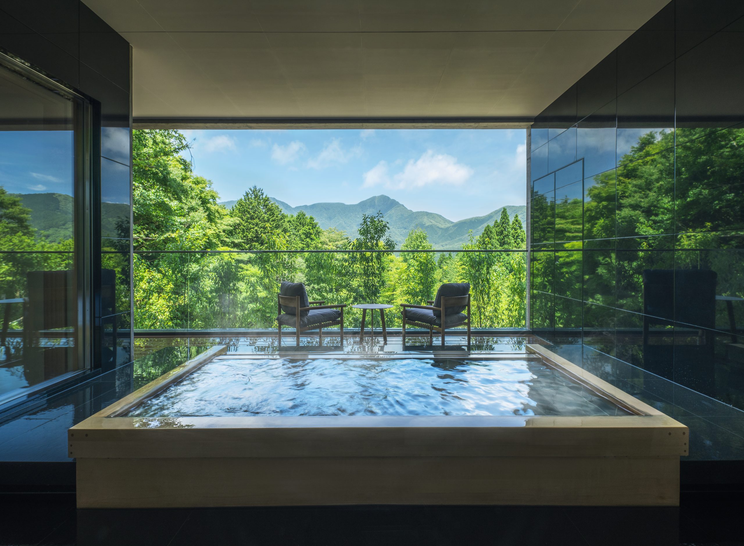 Spa Of The Month: Hot Springs at Kai Sengokuhara, Japan