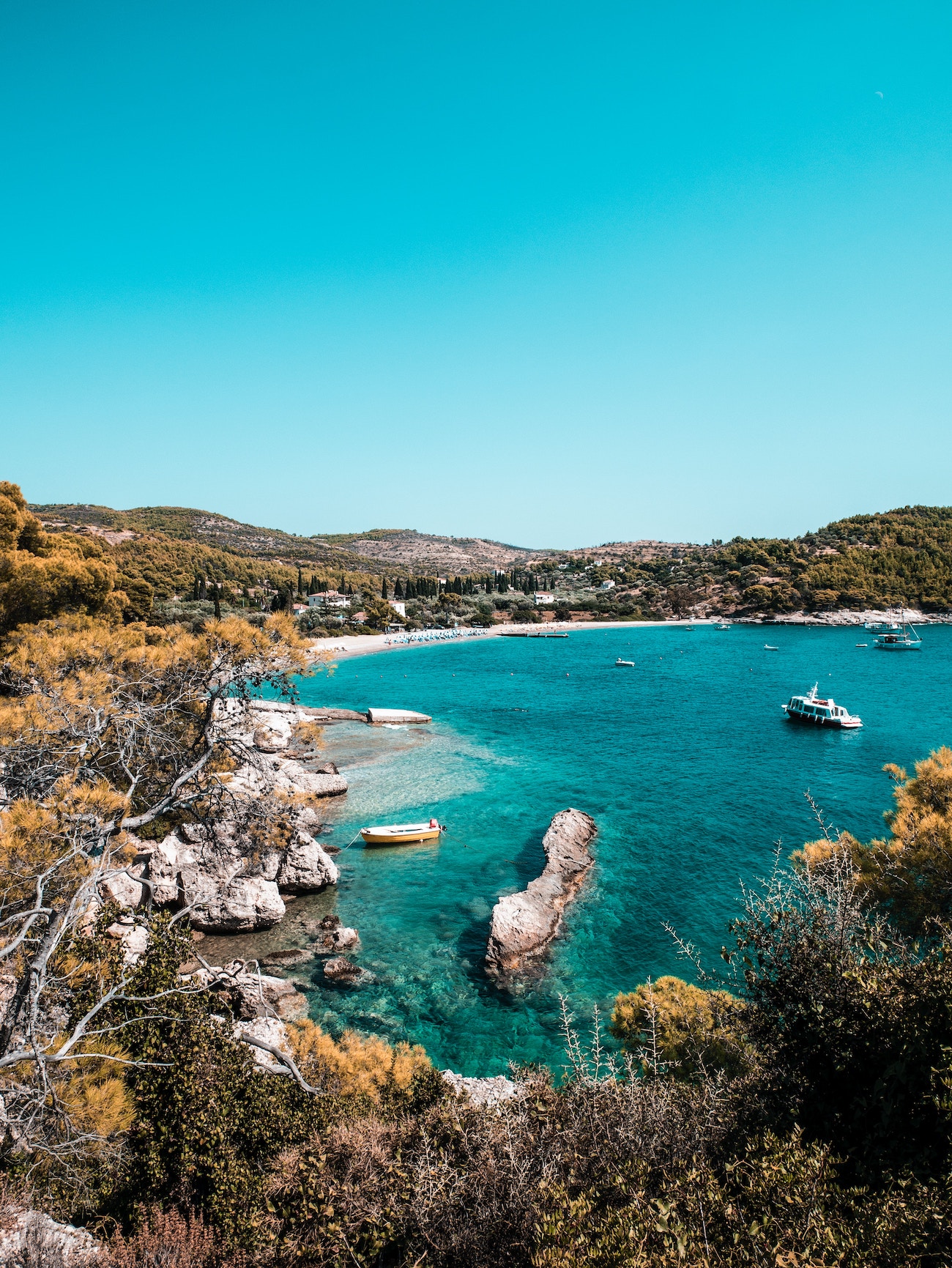 The Lesser-Known Greek Islands Under Two Hours From Athens